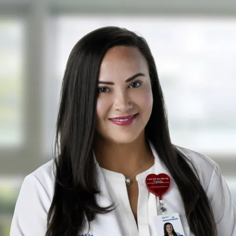 Dra. Francis Pamela Mogollon-Duffo