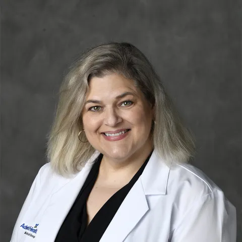 Vivian Aguilar, MD