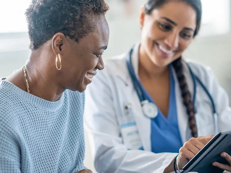 patient talking to a doctor